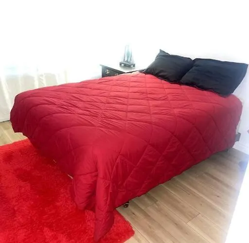 Spacious Four Bedroom With Pool Near Westgate Stadium * Glendale
